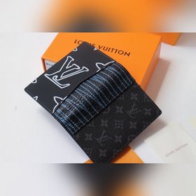 LV Модель M69701 Карманный кошелек  Вирджил Абло (Virgil Abloh)