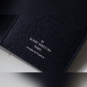 LV Карманный кошелек Артикул： N60441 Этот карманный кошелек изг