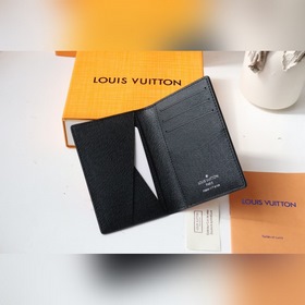 LV Карманный кошелек Артикул： N60441 Этот карманный кошелек изг