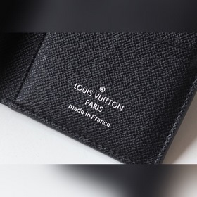 LV Артикул： m80015 Универсальный кошелек в форме сумки Этот ком