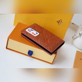 LV Артикул： M80545 LVXNBA Карманный кошелек Этот карманный коше