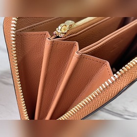 LV Артикул： M81141 (вышивка) Карамельный цвет Кошелек на молнии