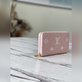 LV Артикул： M81141 (вышивка) Розовый Кошелек на молнии Материал