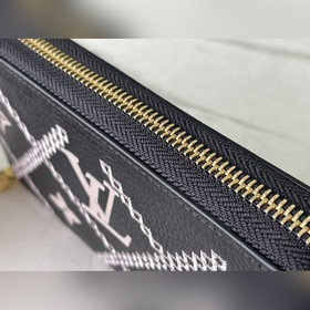 LV Артикул： M81141 (вышивка) Черный Кошелек на молнии Материал