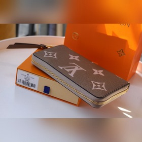 LV 【Зиппи кошелек на молнии】 Артикул： M69794 Кошелек на молнии В