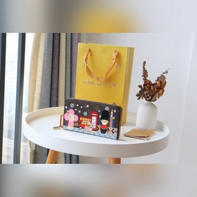 LV Рождественская новинка ZIPPY кошелек на молнии Артикул： M808