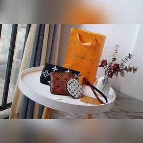 LV Артикул： M69516 Клатч Аксессуары Коллекция кожаных изделий и