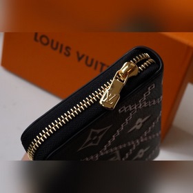 LV Артикул： M81141 Новая модель Кошелек с тисненым логотипом Zip