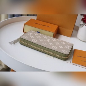 LV Артикул： M81279 Серия кошельков ZIPPY Кошелек Zippy Свежий 