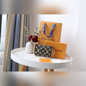 LV Артикул： M81284 Mini Pochette Accessoires Из капсульной колл