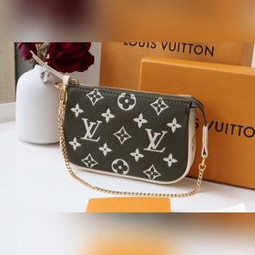 LV Артикул： M81284 Mini Pochette Accessoires Из капсульной колл