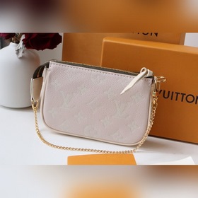 LV Артикул： M81284 Mini Pochette Accessoires Из капсульной колл