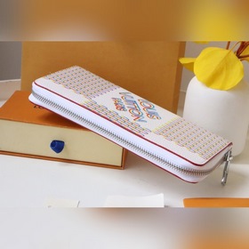 LV  Модель： M81468 Кошелек с одной молнией, сумочка Новая модел