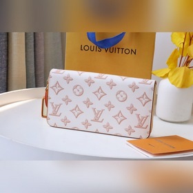 LV молния Кошелек Артикул： M81476 Этот кошелек является одним из