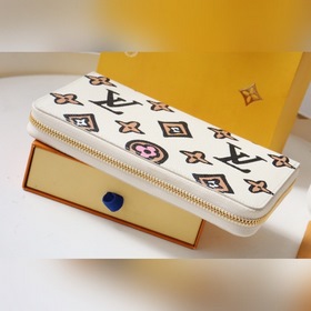 LV Кошелек на молнии Артикул： M80683 Это модель из коллекции Wi