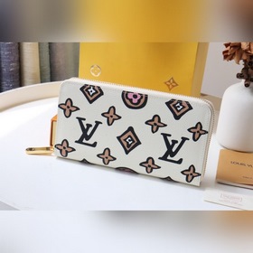LV Кошелек на молнии Артикул： M80683 Это модель из коллекции Wi