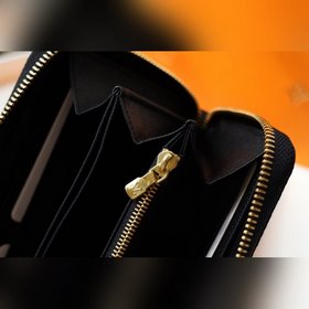 LV Специальная версия кошелька Zippy Артикул： M80305 Длинная Из 