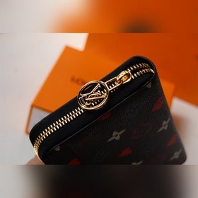 LV Специальная версия кошелька Zippy Артикул： M80305 Длинная Из 