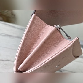 LV Артикул： M60145 Кошелек Iris Изготовленный из роскошной кожи 
