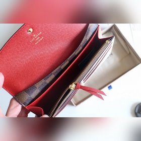 LV Модель M61289 Emilie Кошелек Изготовлен из мягкой ткани Monog