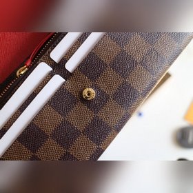 LV Модель M61289 Emilie Кошелек Изготовлен из мягкой ткани Monog
