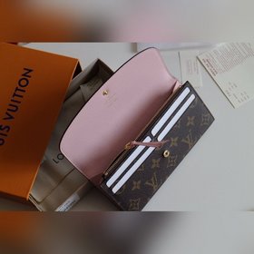 LV Модель M61289 Emilie Кошелек Изготовлен из мягкой ткани Monog