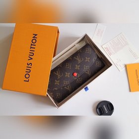 LV Модель M61289 Emilie Кошелек Изготовлен из мягкой ткани Monog
