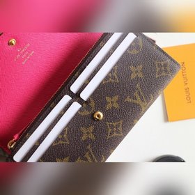 LV Модель M61289 Emilie Кошелек Изготовлен из мягкой ткани Monog