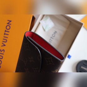 LV Модель M61289 Emilie Кошелек Изготовлен из мягкой ткани Monog
