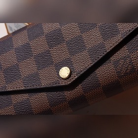 LV SARAH Длинный кошелек с клапаном Артикул： M60531 Кошелек с 