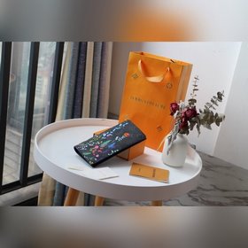 LV Модель 62665 Серия «Цветы» Сумка для костюма Весна-лето 2020 П