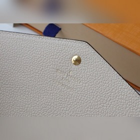 LV Артикул： 80496 Кошелек на молнии Изготовлен из двухцветной ко