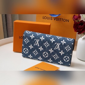 LV Артикул： M81183 Кошелек Sarah Этот кошелек Sarah выполнен из