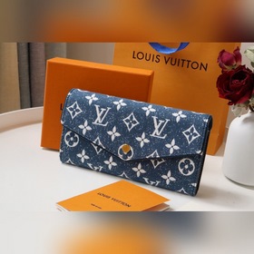 LV Артикул： M81183 Кошелек Sarah Этот кошелек Sarah выполнен из 