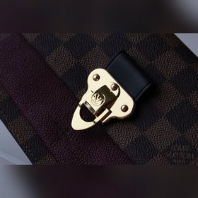 LV VAVIN кошелек на цепочке Артикул： N60221 &nbsp; Искусное с