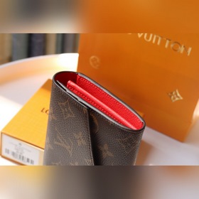 LV SARAH Длинный кошелек с клапаном Артикул： M60531 Кошелек с 