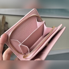 LV Артикул： M81212 Розовый Короткая модель Кошелек Материал： кож
