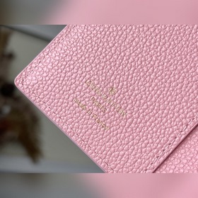 LV Артикул： M81529 Розовый кошелек Кожаный кошелек  Изготовлен 