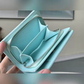 LV Артикул： M81564 Зеленый Кожаный кошелек из серии кошельков Из