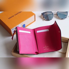 LV Модель M41938 Кошелек VICTORINE Изящный и функциональный, это