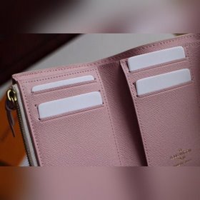 LV Модель M41938 Кошелек VICTORINE Изящный и функциональный, это