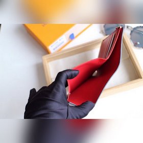 LV Модель M41938 Кошелек VICTORINE Изящный и функциональный, это