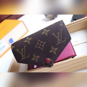 LV Модель M41938 Кошелек VICTORINE Изящный и функциональный, это