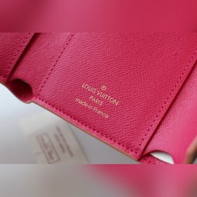 LV Emilie Короткий кошелек с тремя отделениями для купюр Модель M