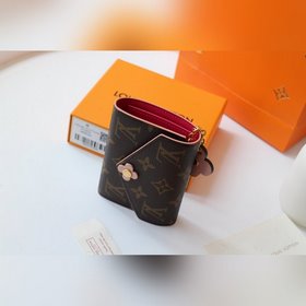 LV Emilie Короткий кошелек с тремя отделениями для купюр Модель M