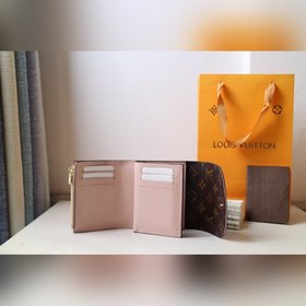 LV ARIANE Кошелек Модель M62037  Компактный изящный, с нескольк