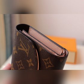 LV ARIANE Кошелек Модель M62037  Компактный изящный, с нескольк