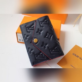 LV Артикул： M64060 Элегантный и практичный компактный кошелек Эт