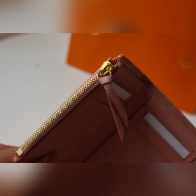 LV Артикул： M64060 Элегантный и практичный компактный кошелек Эт