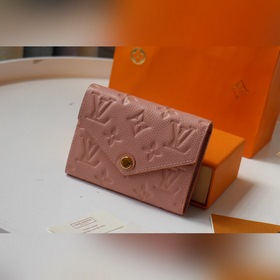LV Артикул： M64060 Элегантный и практичный компактный кошелек Эт